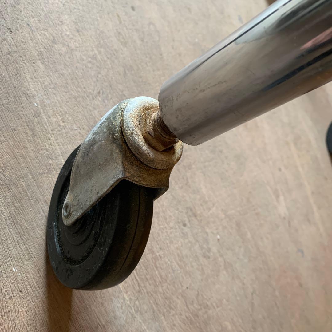 ステンレススチール作業台・移動可能