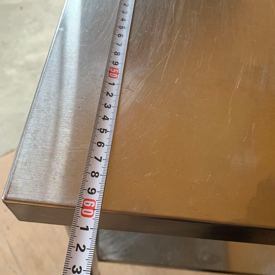 ステンレススチール作業台・移動可能