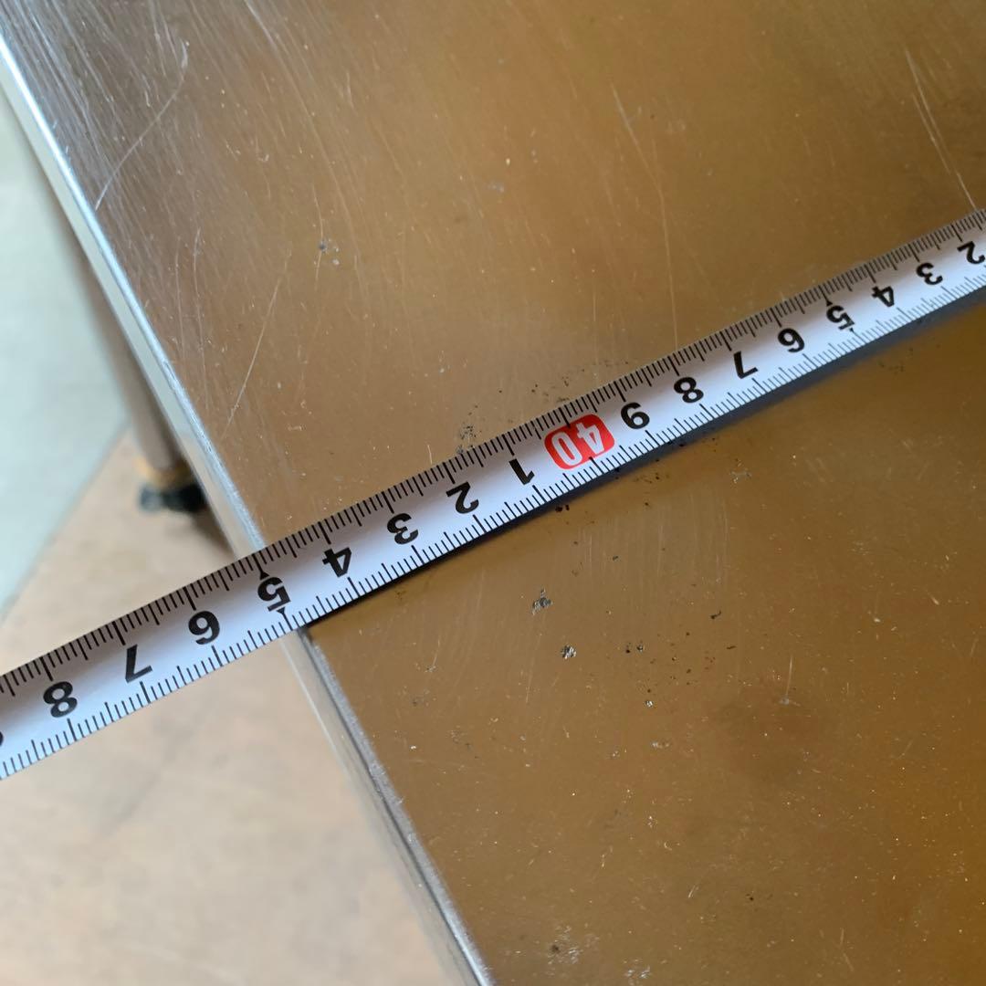 ステンレススチール作業台・移動可能