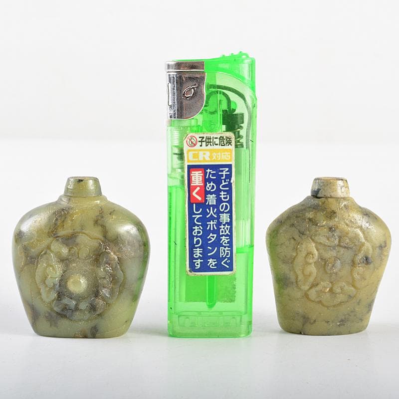 中国　玉石彫刻　鼻煙壷　2点まとめて　C　R5932