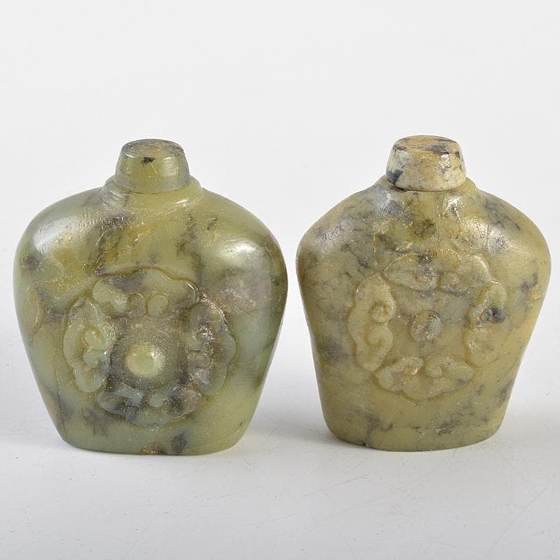 中国　玉石彫刻　鼻煙壷　2点まとめて　C　R5932