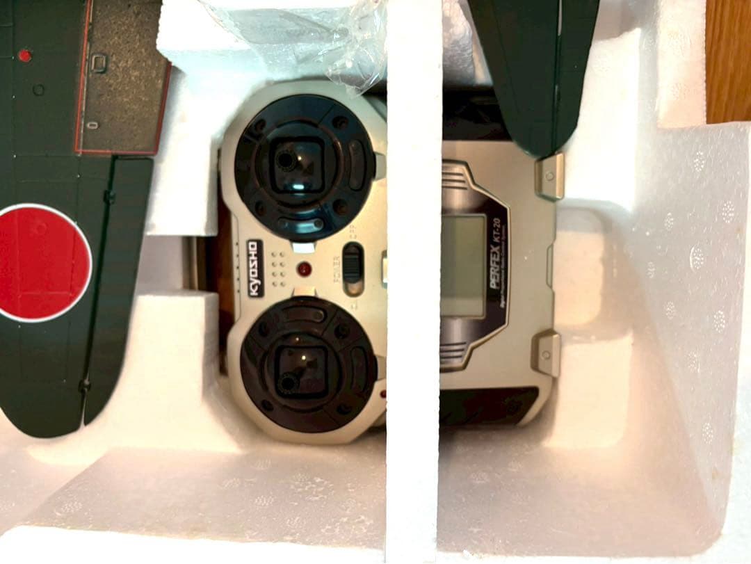 京商　ミニューム　零戦ラジコン　MINIIM WARBIRD 2.4GHz