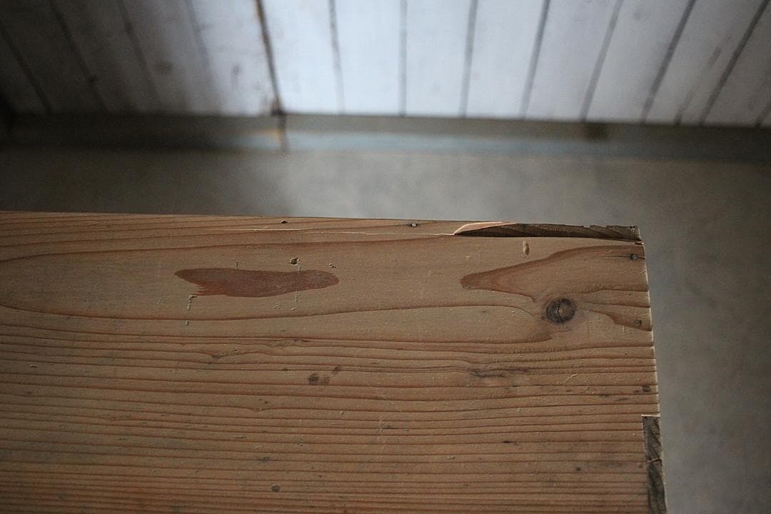 古い木枠のモールガラス戸棚　収納棚　食器棚　キャビネット　古家具