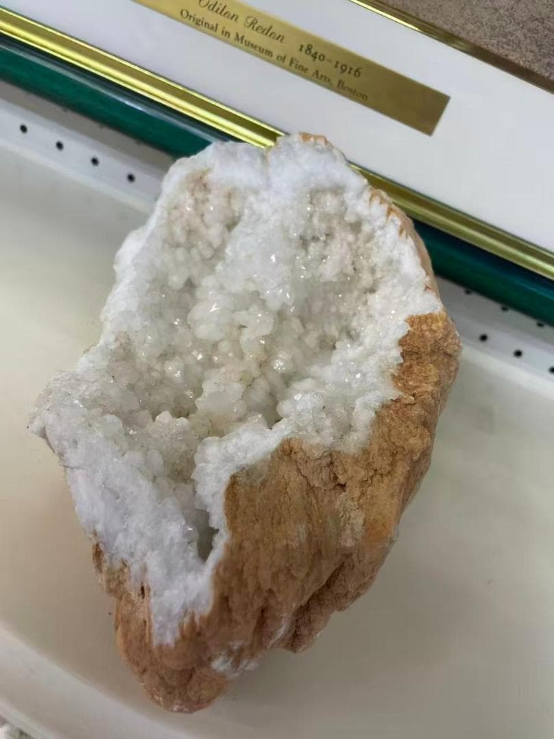 【ブラジル産天然石】特大天然水晶ドーム 2.3kg　原石