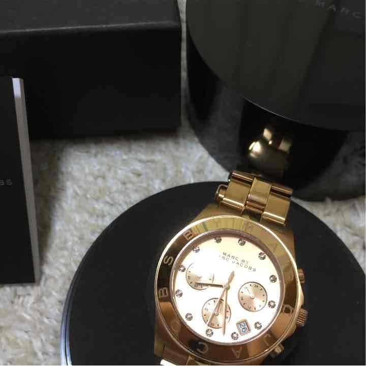 マークバイマーク腕時計