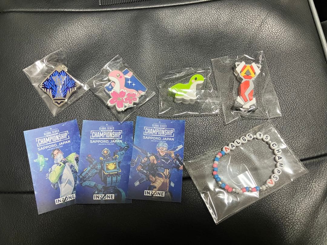 Apex ALGS 2026 札幌 記念品 グッズ 桜ネッシー ピンバッジ 他 - メルカリ