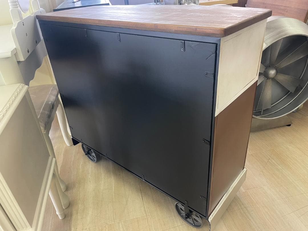 ワーゲン風　キャビネット　収納　引出し　インダストリアル　チェスト　棚　ラック