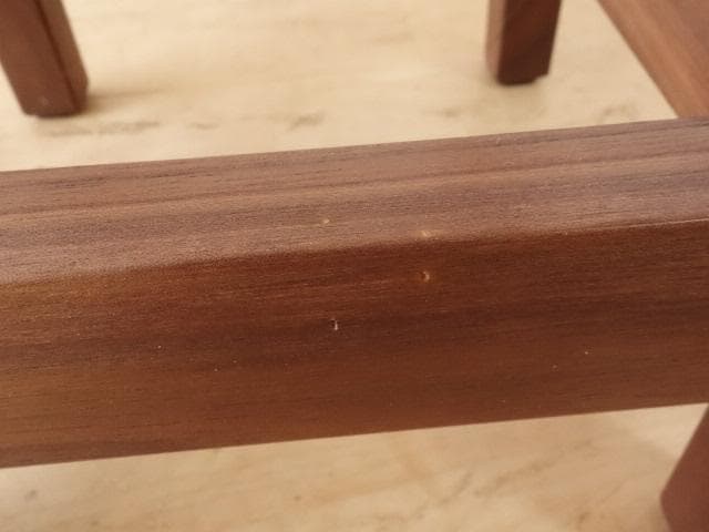 北海道手作り家具　ウォールナット材　スツール　座面一枚板