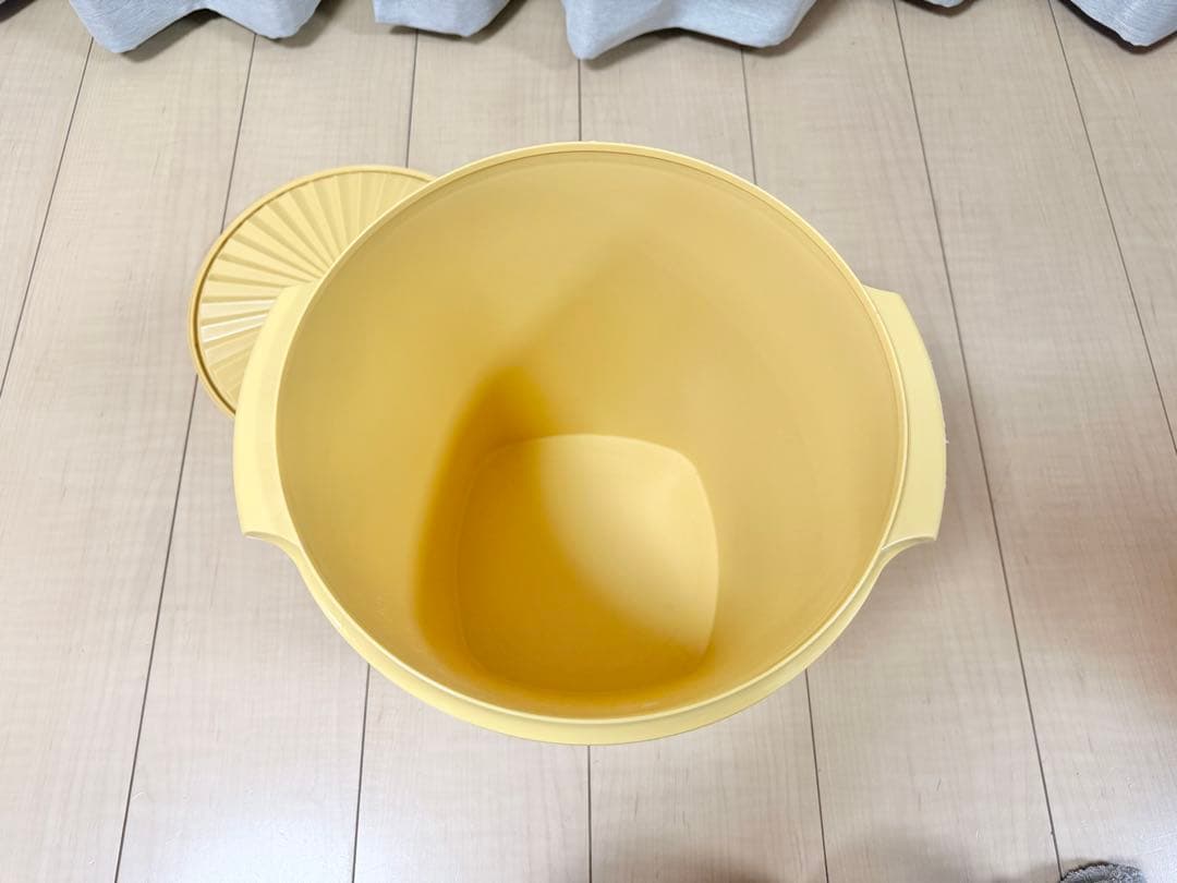 良品 Tupperware マキシクィーンデコレーター 2個セット