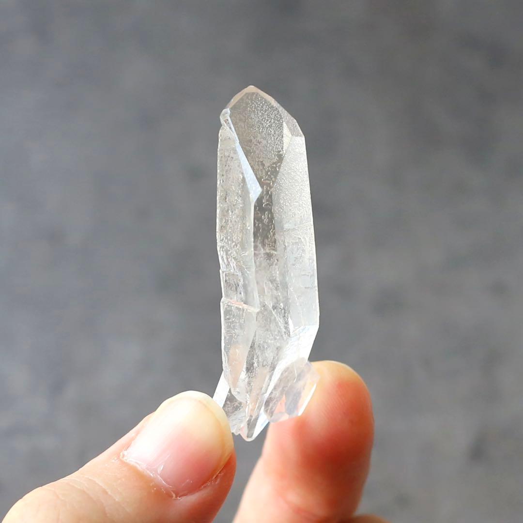 ダブルポイント ヴィジョンクォーツ 水晶 天然石 希少 鉱物 両剣水晶