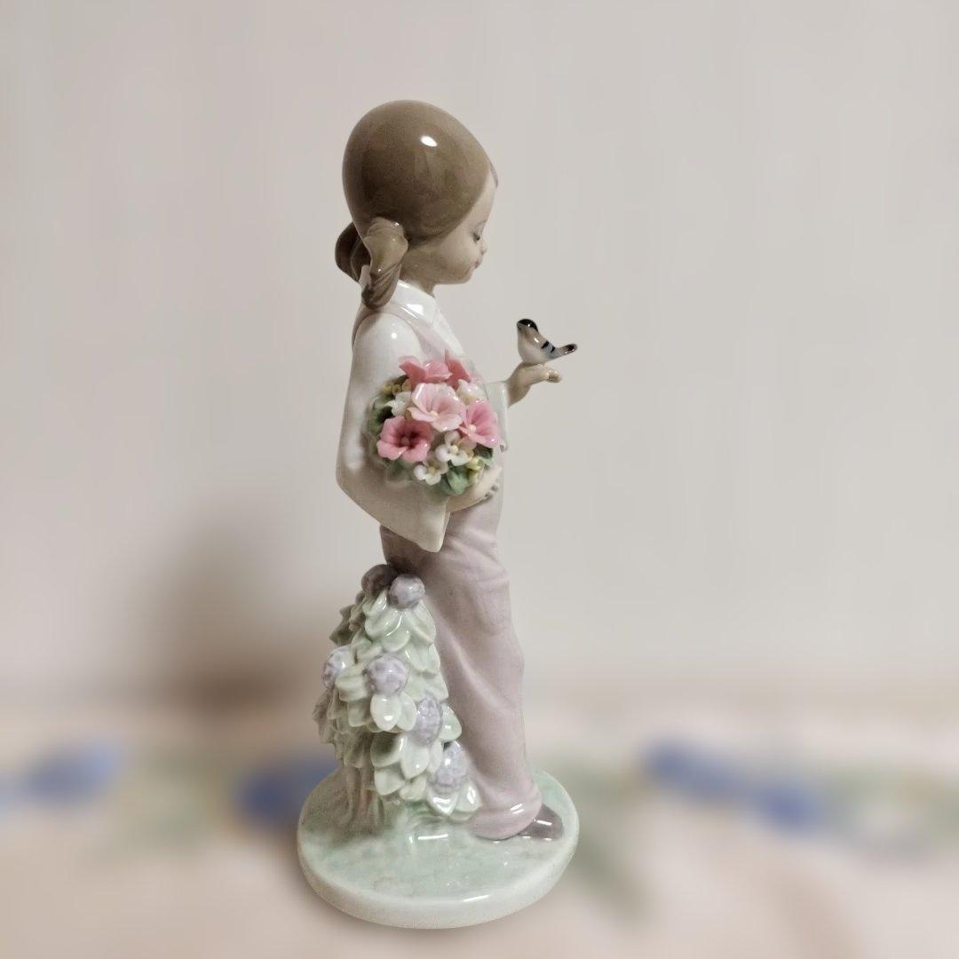 リヤドロ　小鳥と話す少女　No.5217