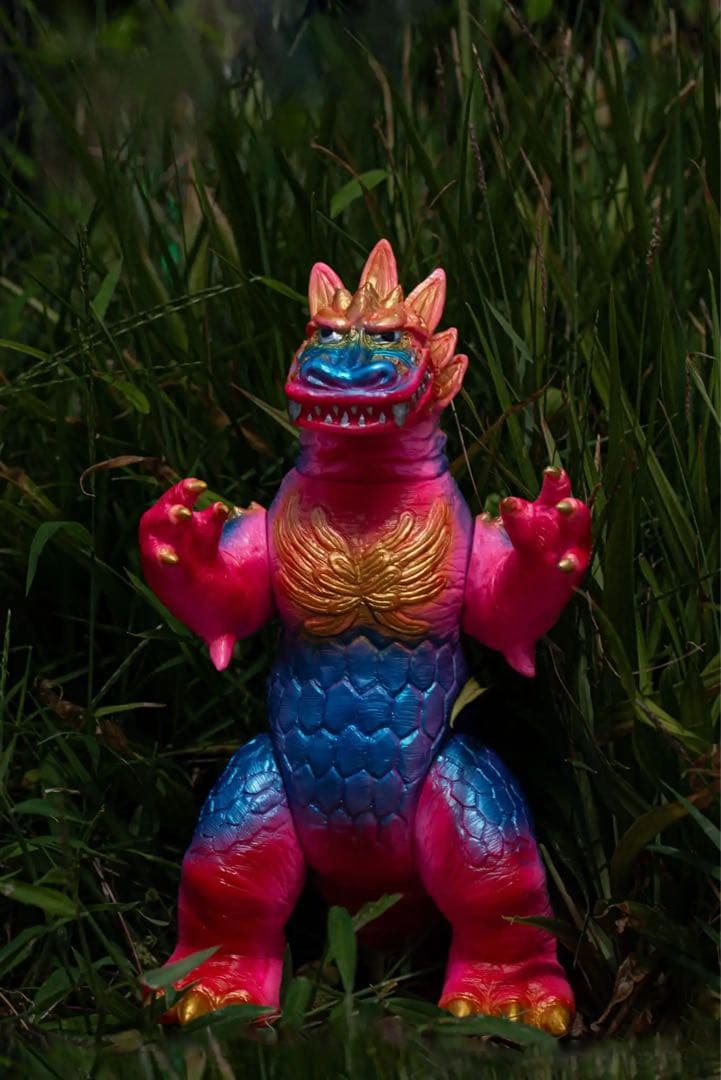 太陽神獣 ケツァルゴン　【新品未開封】