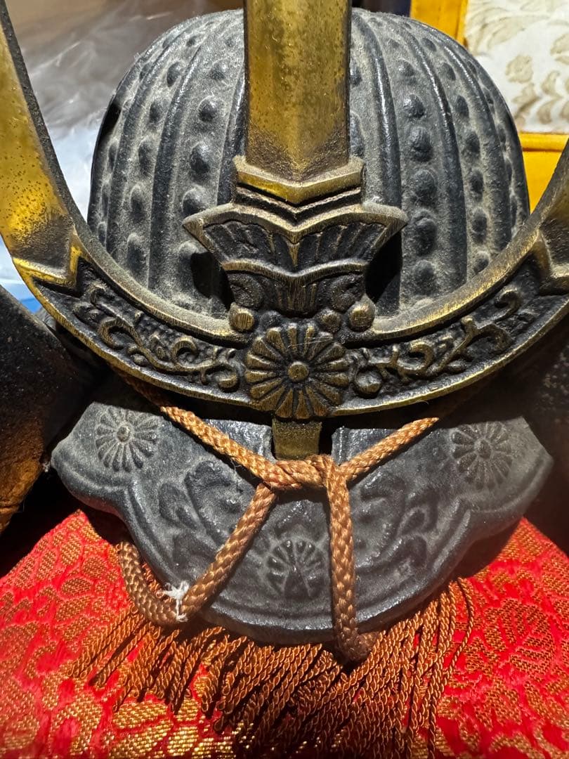 ⚫️ アンティーク 兜 伝統的 置物 端午の節句 五月人形 金属