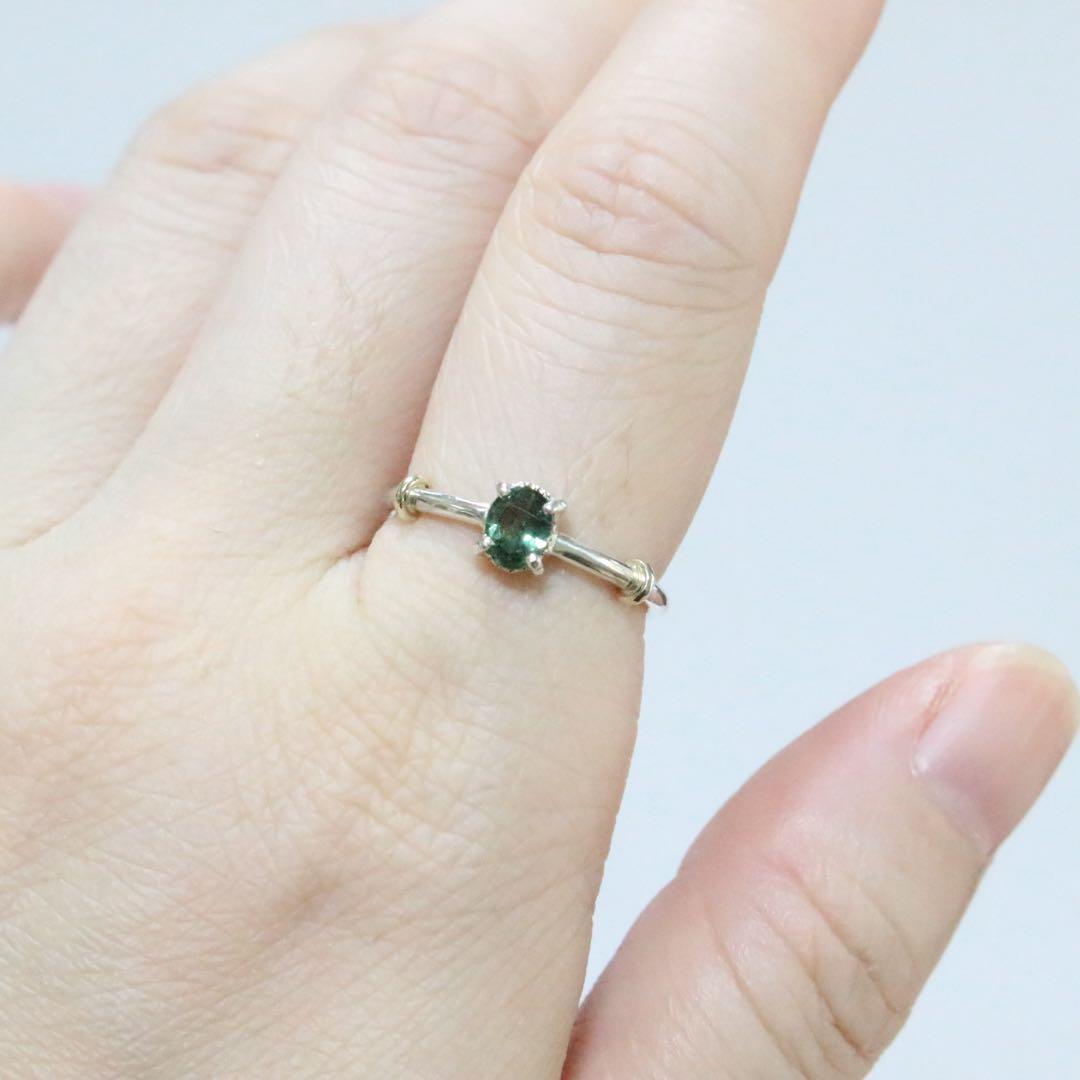 青のインクが滴る深緑色のモンタナサファイアK10×シルバーリング約10.5