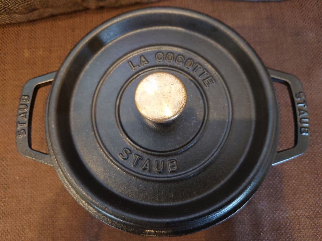 USED STAUB LA COCOTTE 両手鍋 20cm