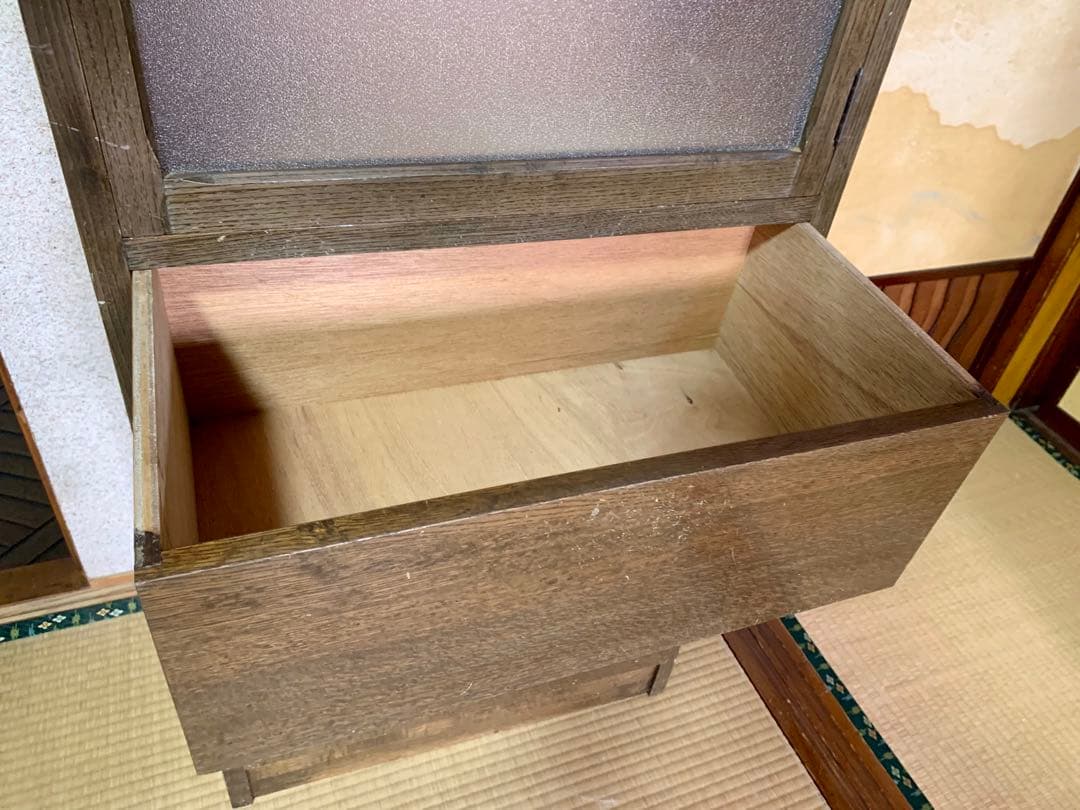 ☆【昭和レトロ】食器棚 キャビネット 型板ガラス