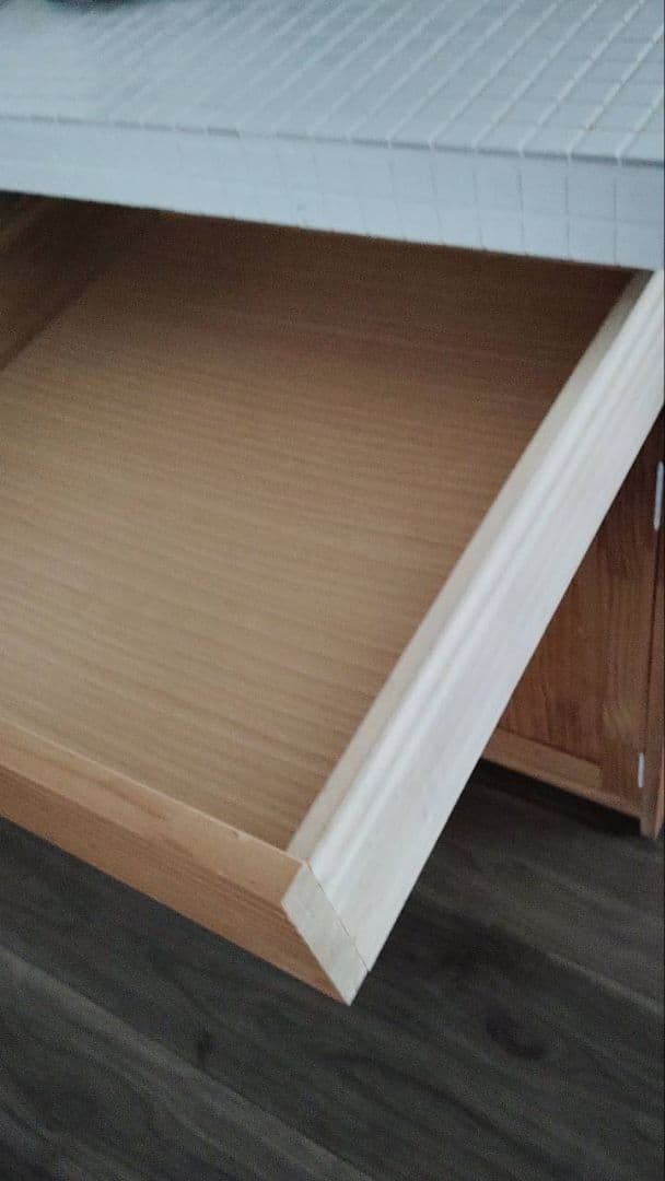 MOMO NATURAL 木製キッチンカウンター タイル天板付き