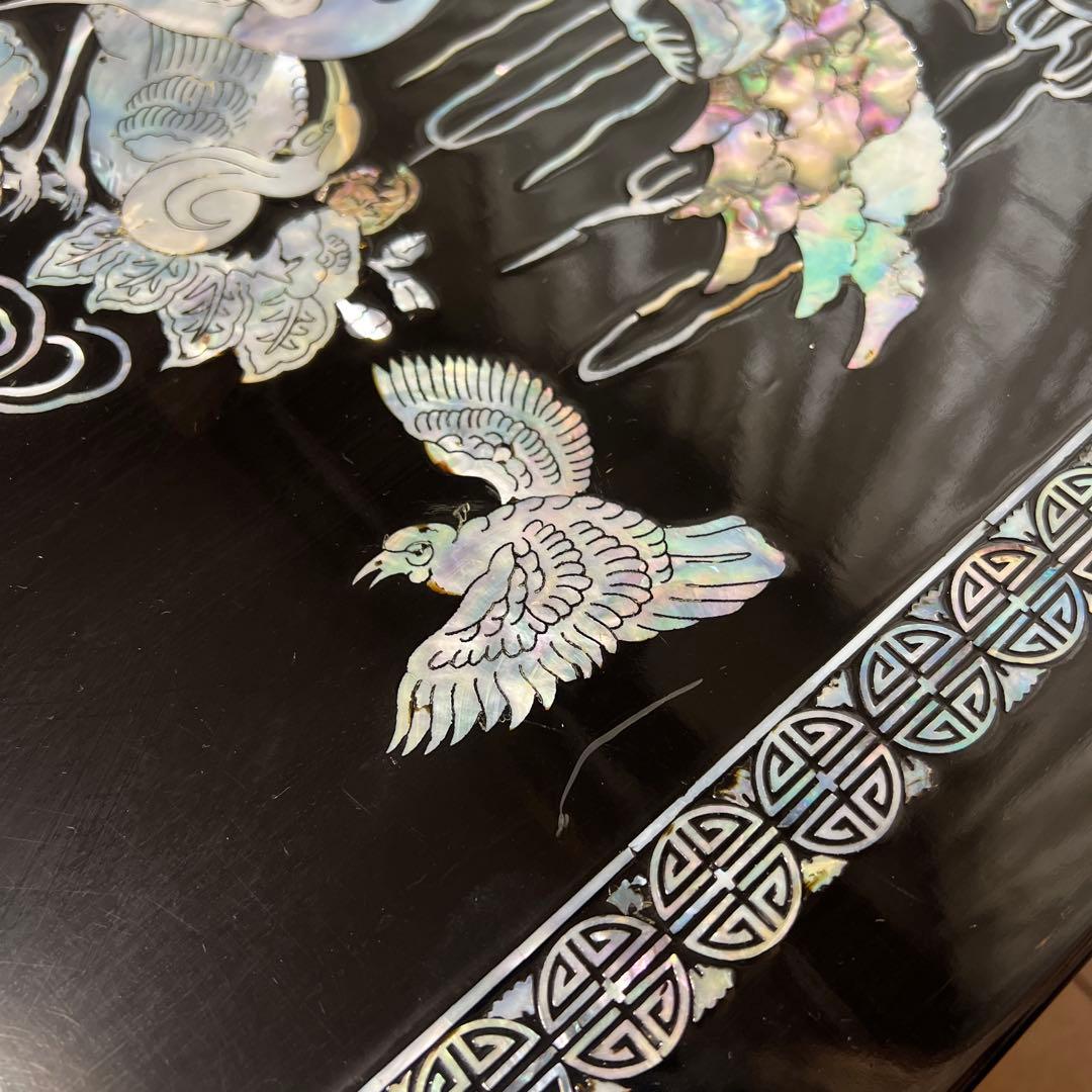 黒漆塗り母貝細工センターテーブル