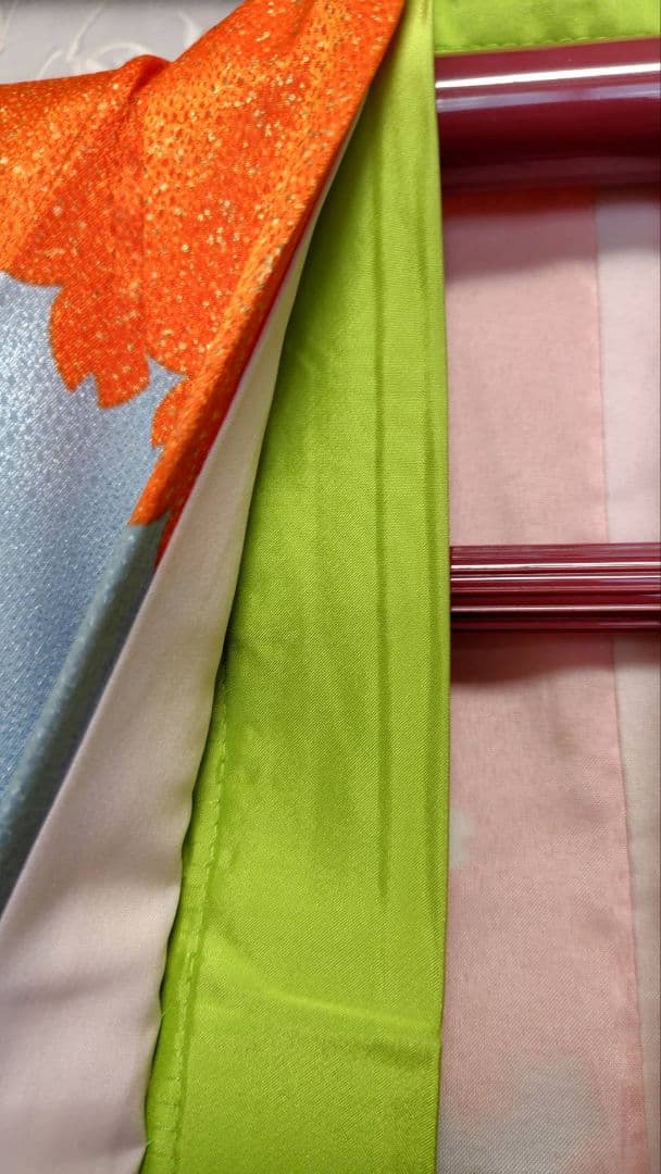 RK553子供着物7歳前後用着丈132センチ裄丈50センチ正絹綺麗美品