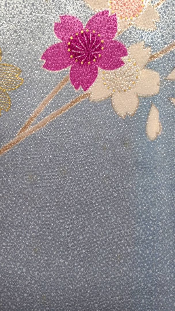 RK553子供着物7歳前後用着丈132センチ裄丈50センチ正絹綺麗美品