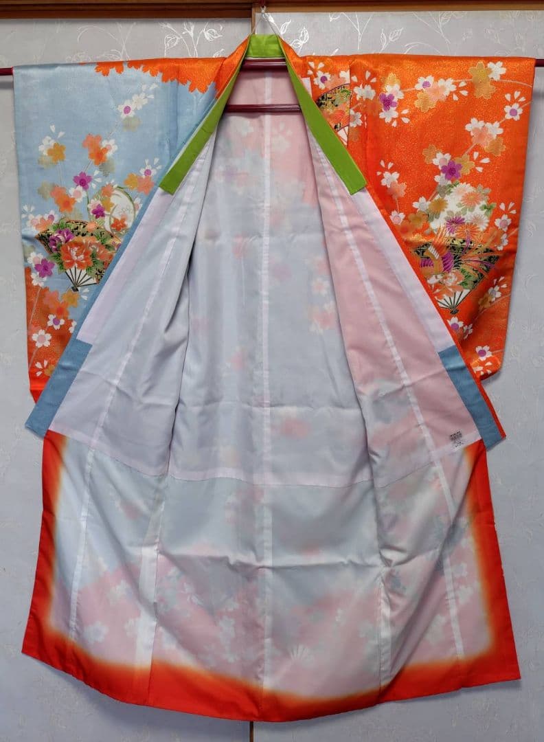 RK553子供着物7歳前後用着丈132センチ裄丈50センチ正絹綺麗美品