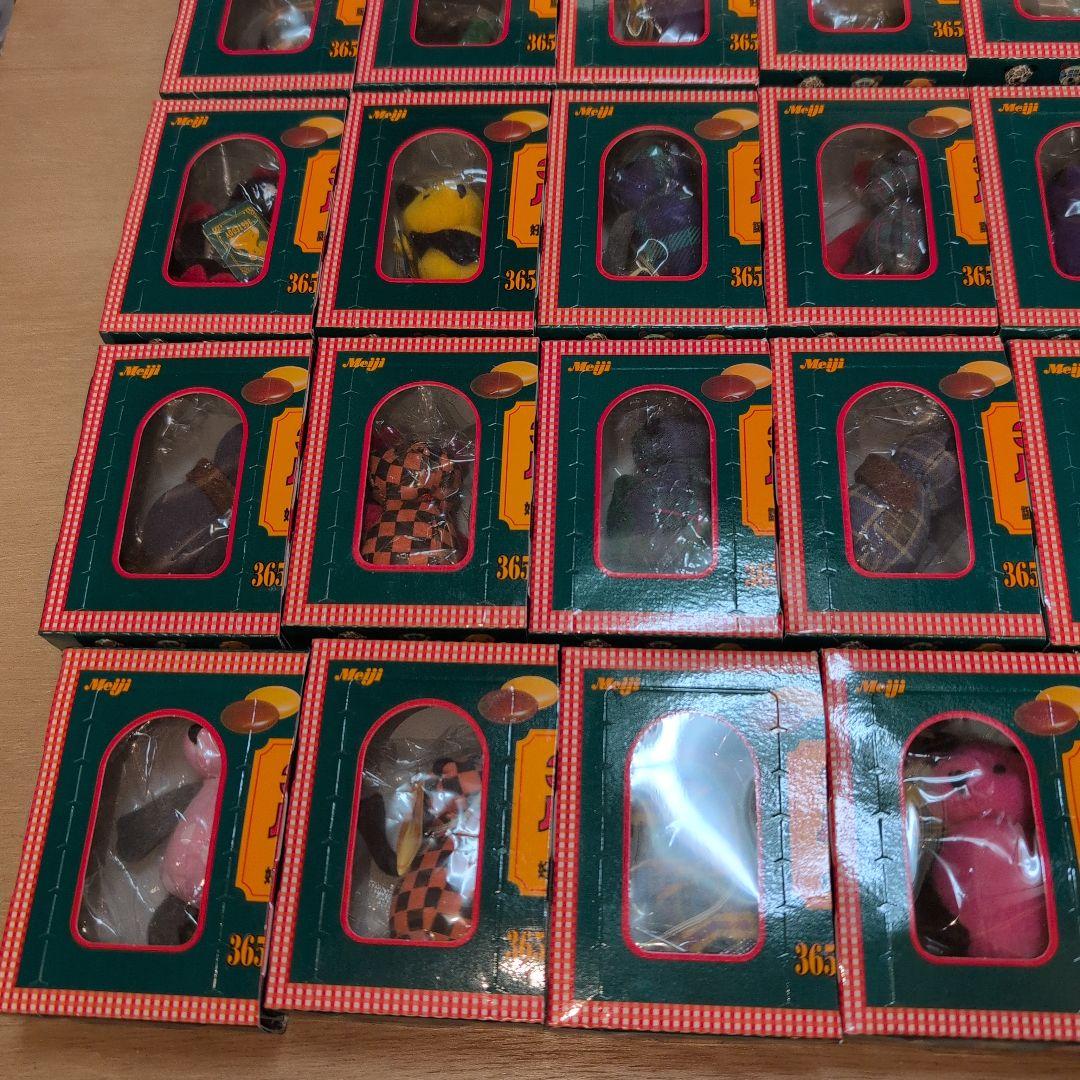 365日バースデーテディ 213個 セット、おまけ付 - メルカリ