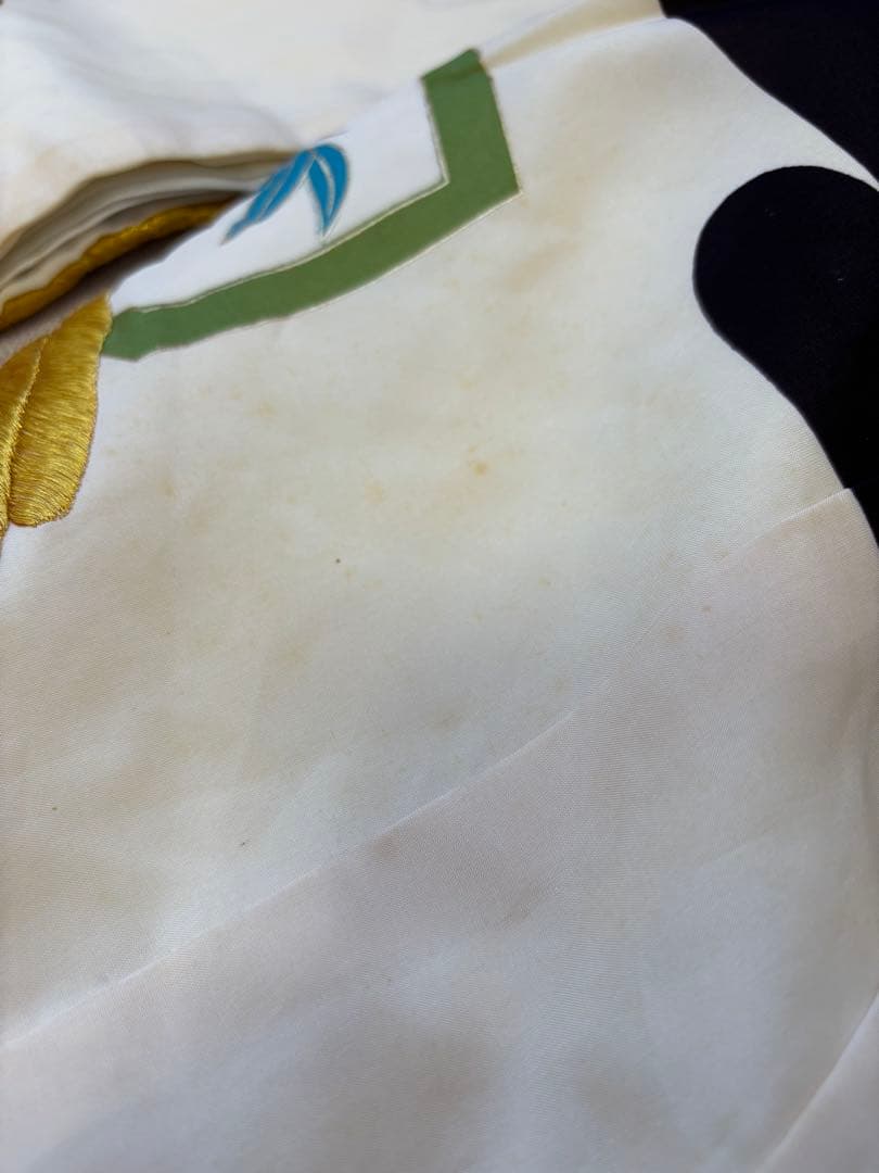 鷹刺繍の伝統的和装