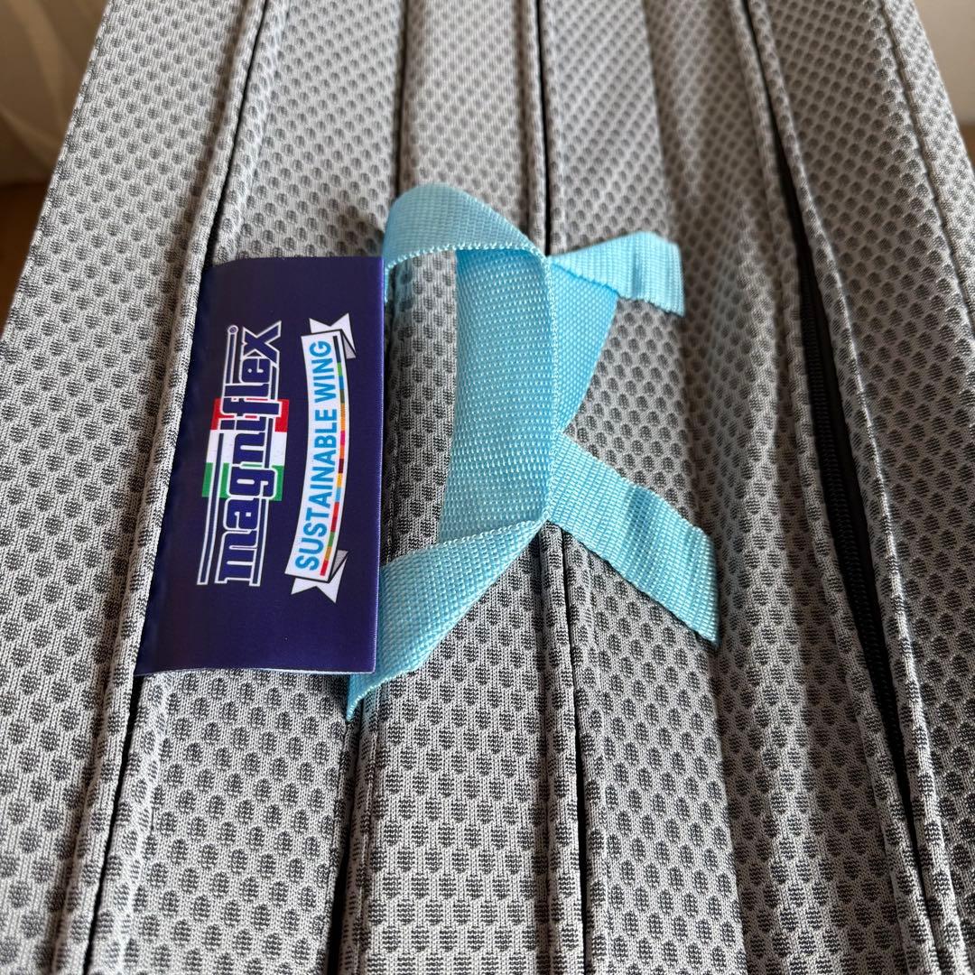 美品マニフレックス サステナブル・ウィング 三つ折り高反発マットレス セミダブル