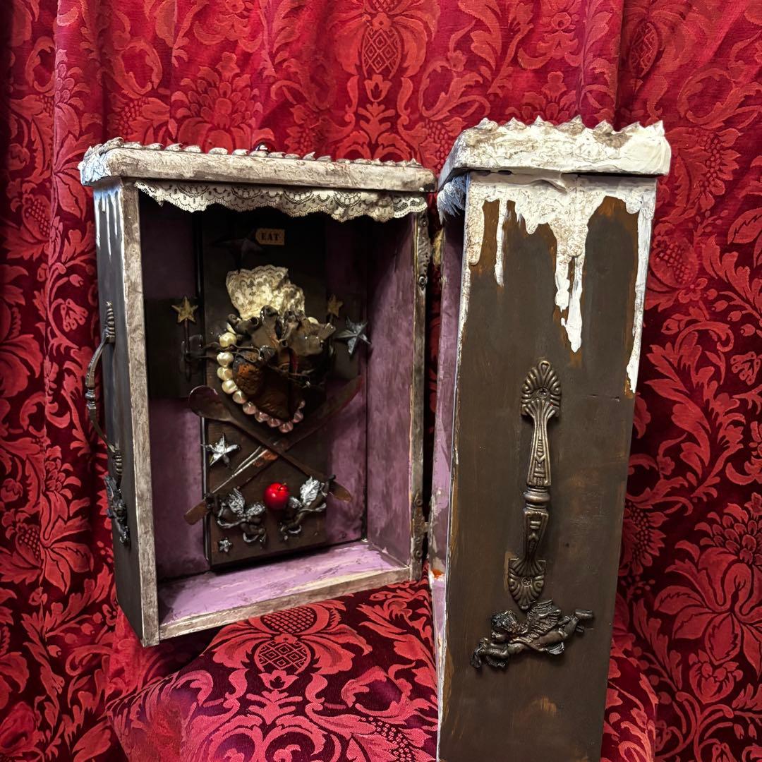 【1点限定品】甘美なる腐朽「忘れられた製菓店の秘密」