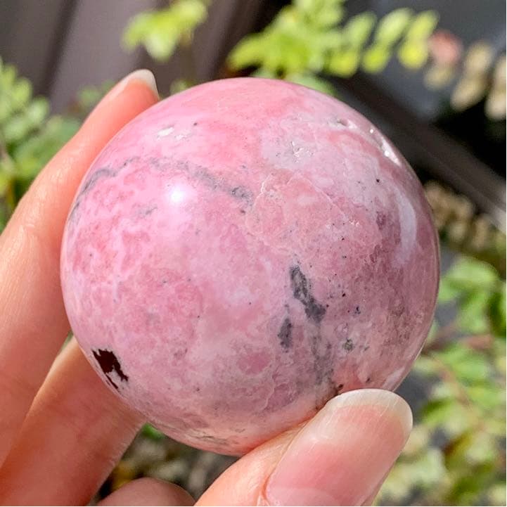 レアカラー！　ロードナイトスフィア　ペルー産　天然石