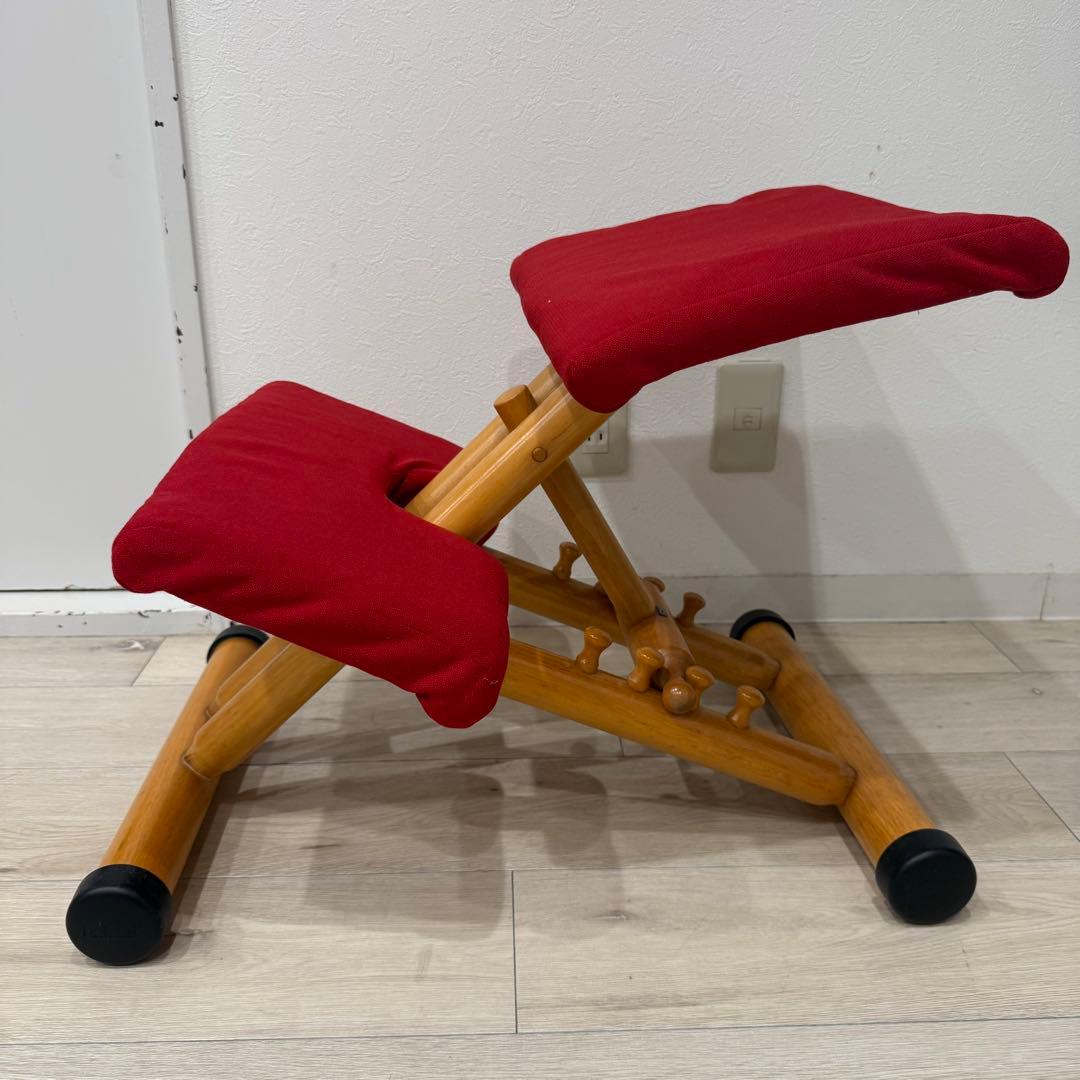 VARIER STOKKE ヴァリエール　ストッケ　バランスチェア　赤