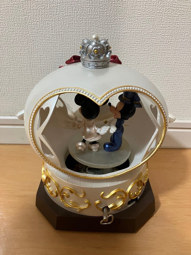 「ミッキー＆ミニー メモリアルオルゴール兼置き時計」