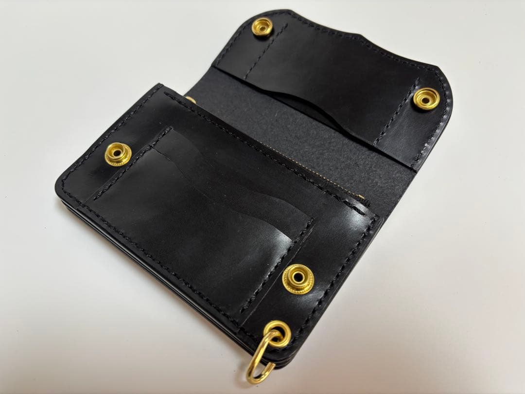 黒　ブラック　ヌメ革ロマネスク　トラッカーウォレット【タイプＡ2】三層　真鍮