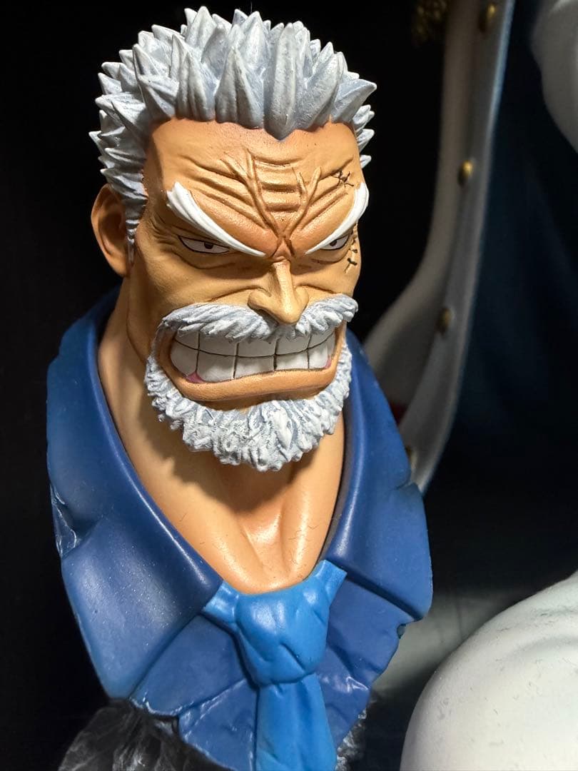 ONE PIECEガレージキット ガープ エース 頂上戦争 フィギュア