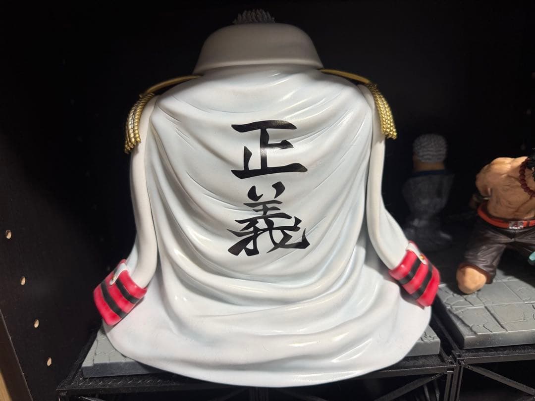 ONE PIECEガレージキット ガープ エース 頂上戦争 フィギュア