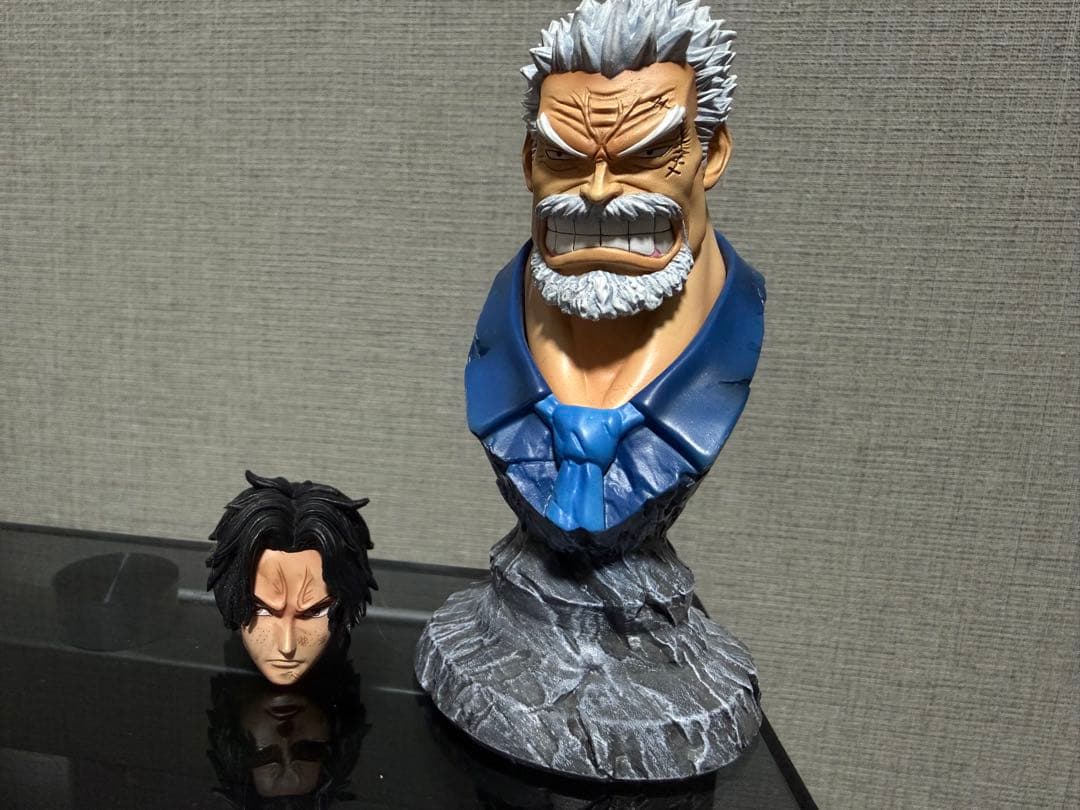 ONE PIECEガレージキット ガープ エース 頂上戦争 フィギュア