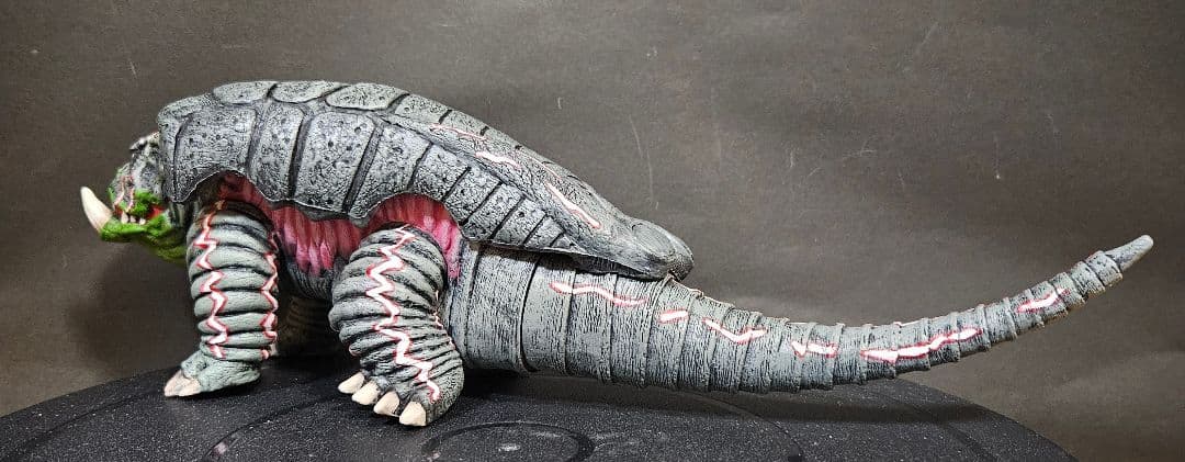 ウルトラ怪獣ソフビ パワードケムラー リペイント完成品