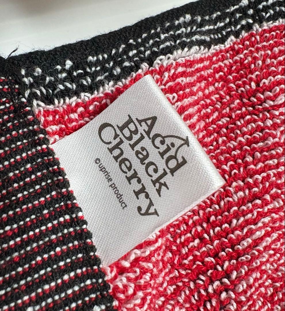 Acid Black Cherry フード付きタオル - メルカリ