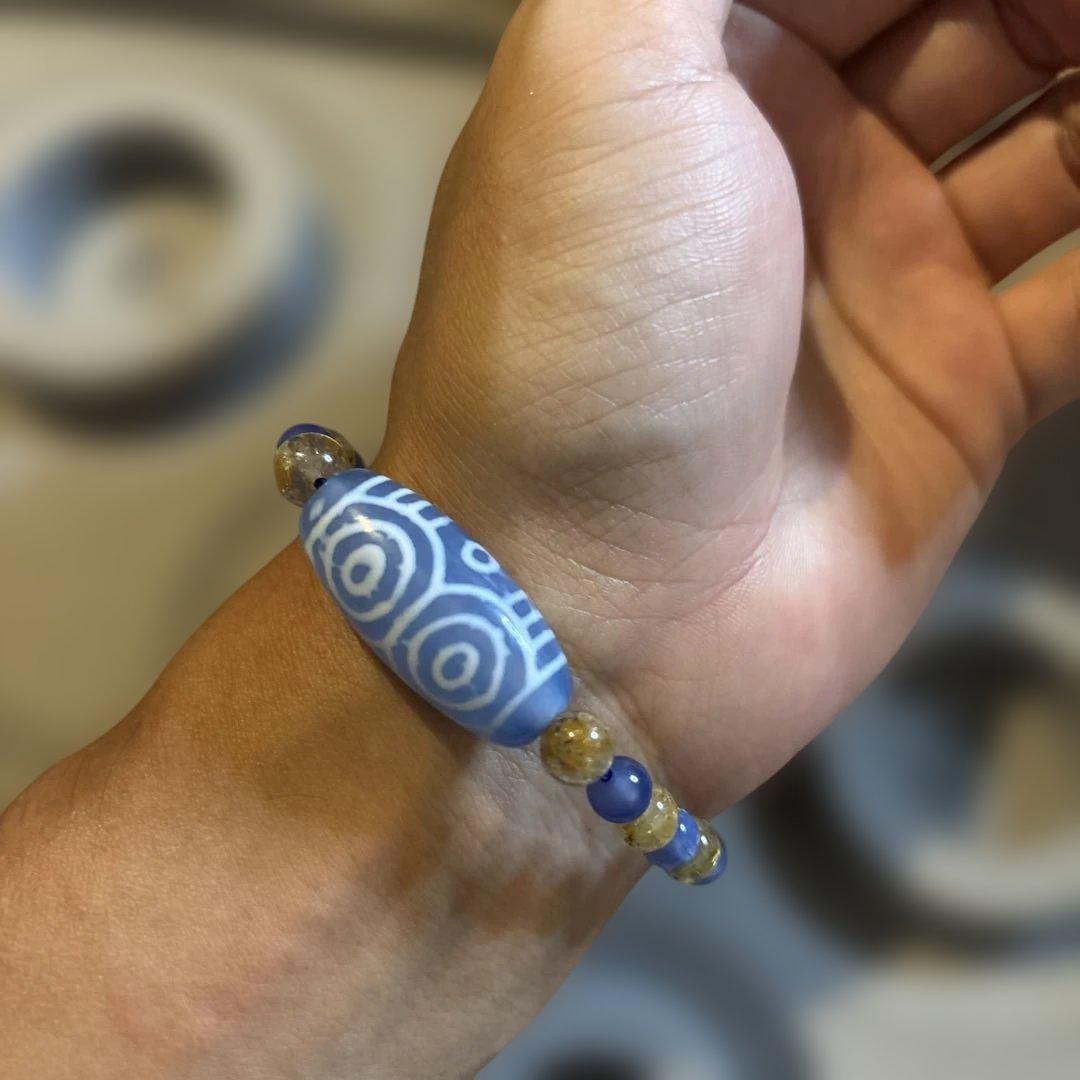 ちょっとーこんなの見たことない！ルチルイン老玉髄W龍眼天珠たん！