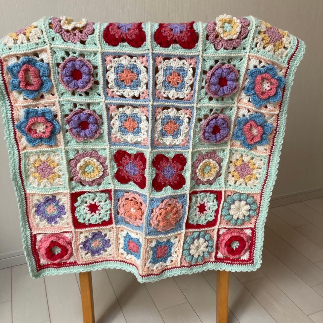 手編みブランケット　 フェリシモ　フレンチポップ気分　かぎ針編みモチーフの会