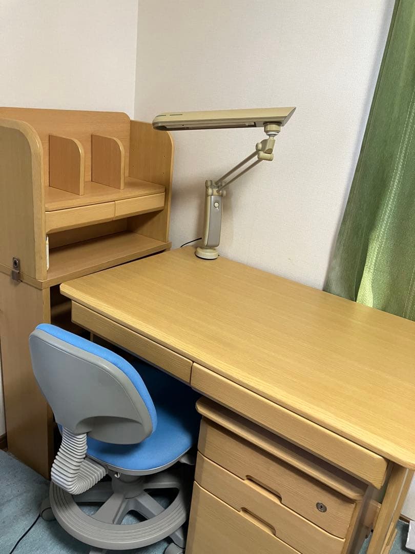 学習机、棚、椅子セット（受け渡しも可能です）