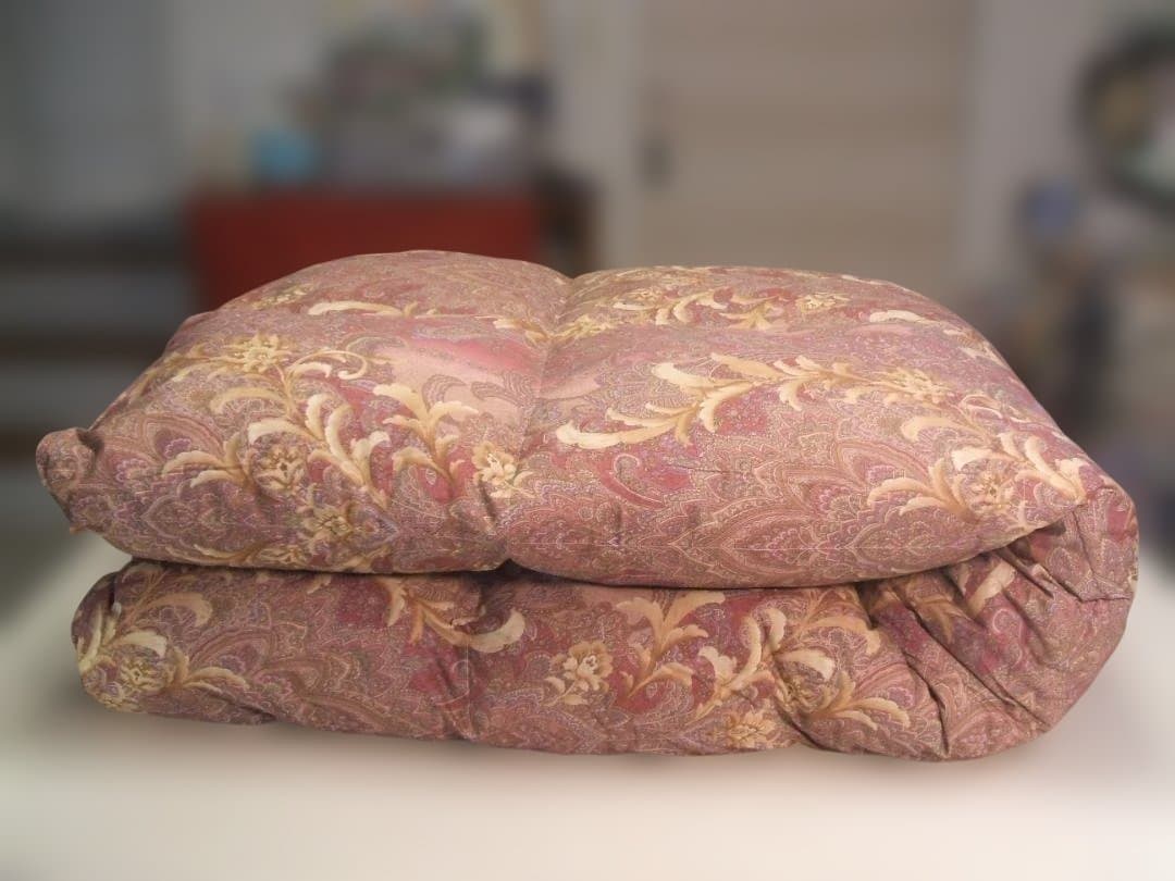 （ダブル）新品＊三ツ星＊日本羽毛協同組合保証＊増量１，６キロ入り＊羽毛布団