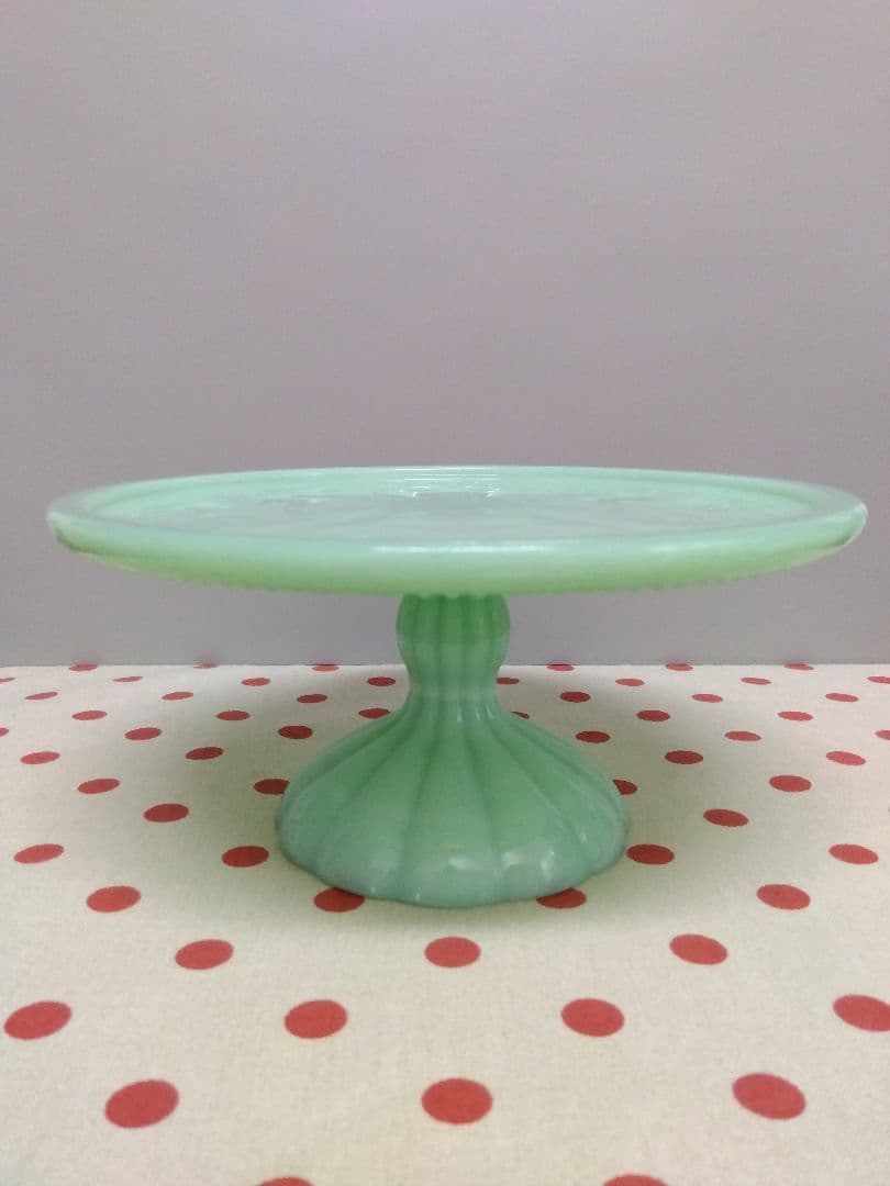 最終価格！ ケーキスタンド　USA　ミルクガラス ジェダイ ディスプレイ