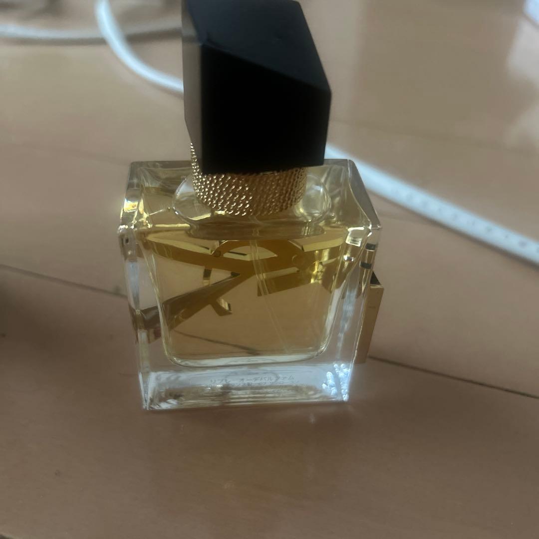 Yves Saint Laurent LIBRE オードパルファム