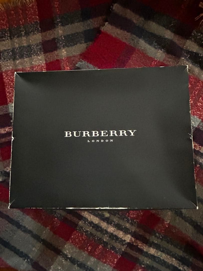 バーバリー　ダウンケット　チェック柄　未使用品
