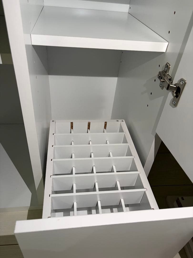 【説明欄要閲覧】LOWYAロウヤ 推し活収納 完成品　oshiteruグッズ収納