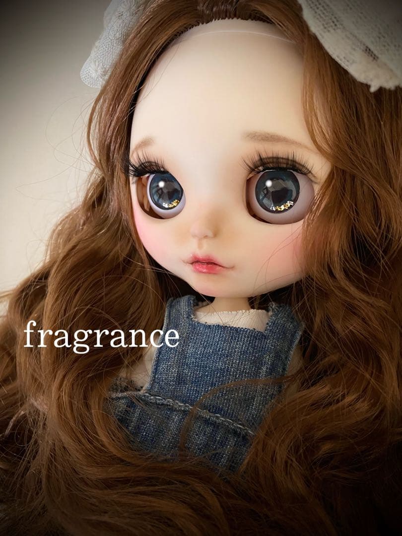 ☆カスタムアイシードール☆ 猫目icydoll ブライス　白肌　ブラウン　ロング