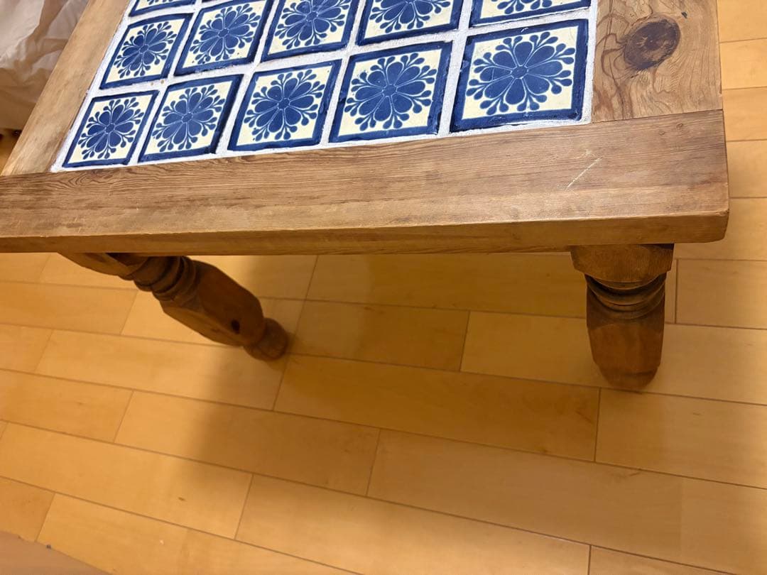 メキシコ製タイルトップ センターテーブル／ローテーブル