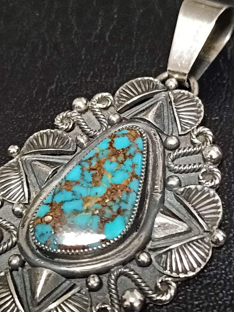 デリック ゴードン ターコイズシルバーペンダント