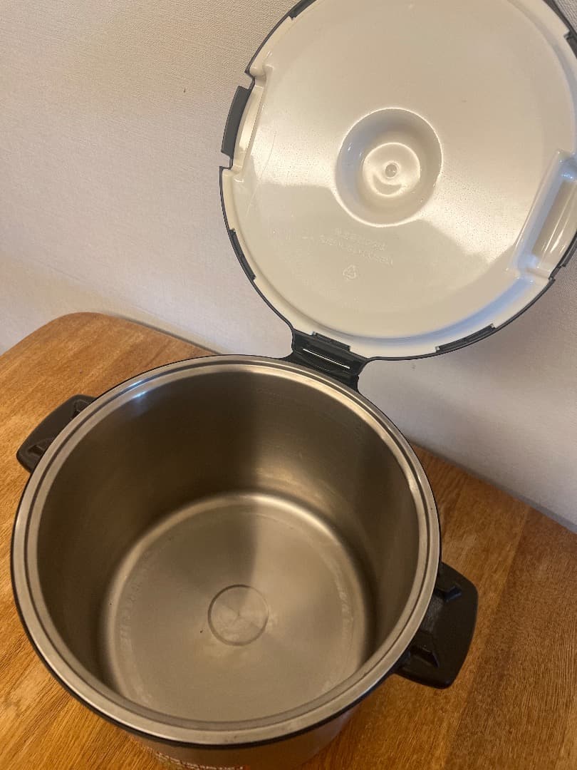 値下げしました！サーモス 真空保温調理器 シャトルシェフ 8.0L